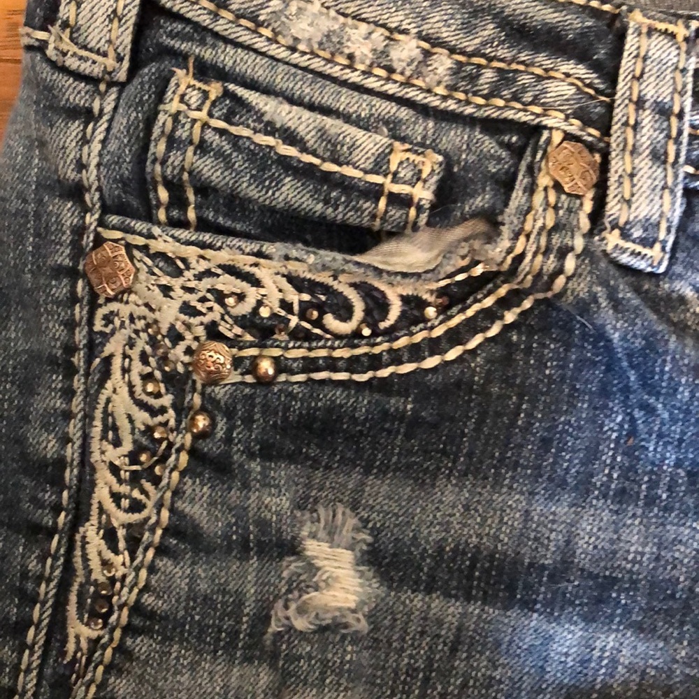 Silver Jeans - Picture 4 of 8